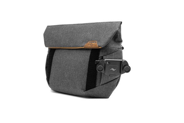 Peak Design Field Pouch - Charcoal - V2