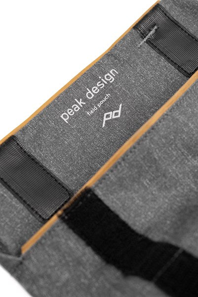 Peak Design Field Pouch - Charcoal - V2