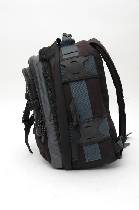 Used Tamrac Expedition 6x Bag