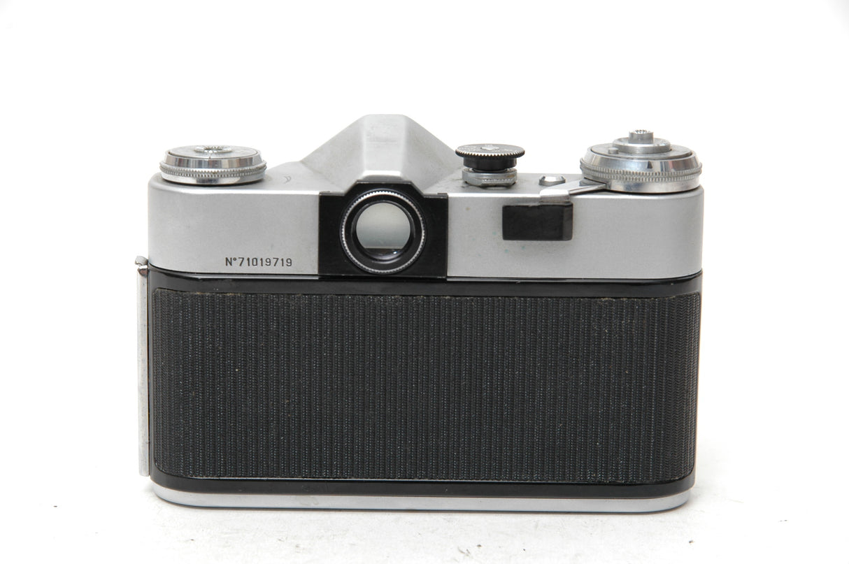 Used Revueflax-B 35mm Film Camera - Silver