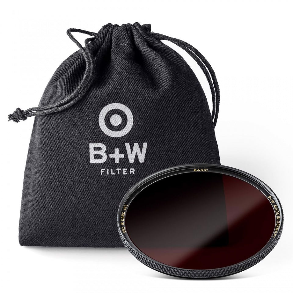 B+W Basic IR Dark Red 695 Filter 39mm